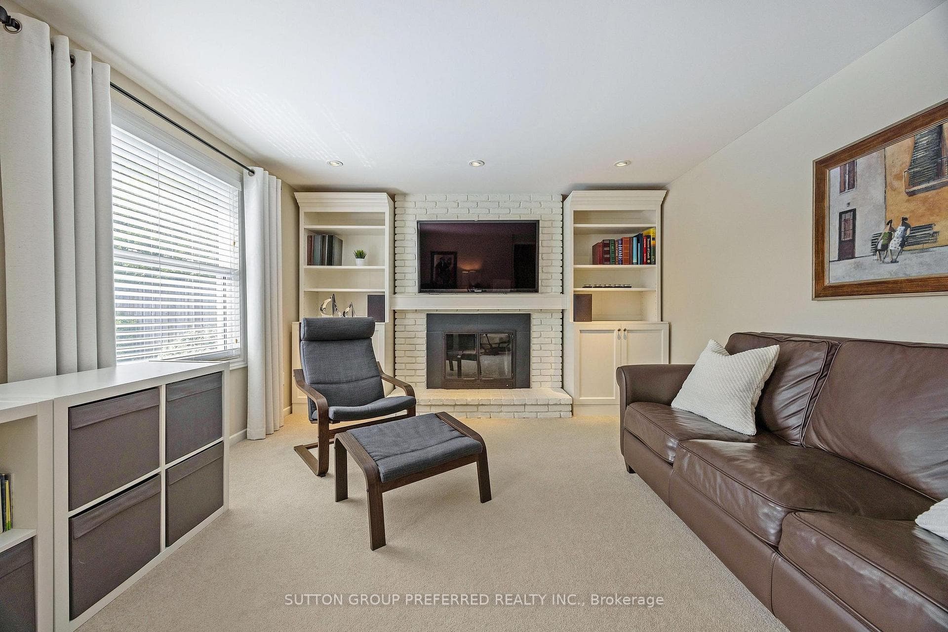 6 CONIFER Crescent photo 36