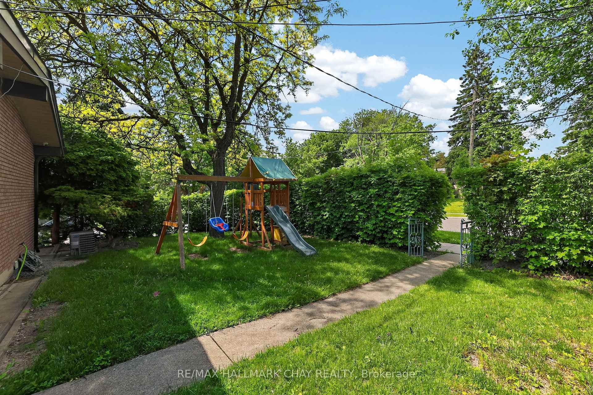 80 Beaumonde Heights Drive Unit Upper photo 37