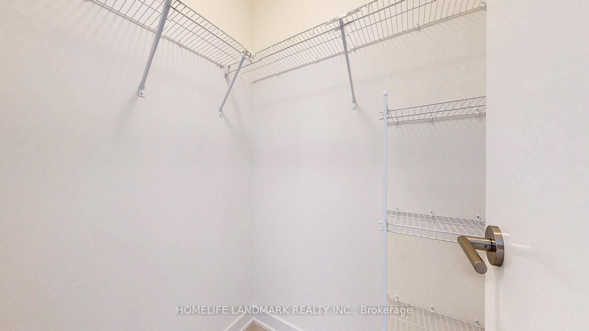 5858 Yonge Street Unit 509 photo 17