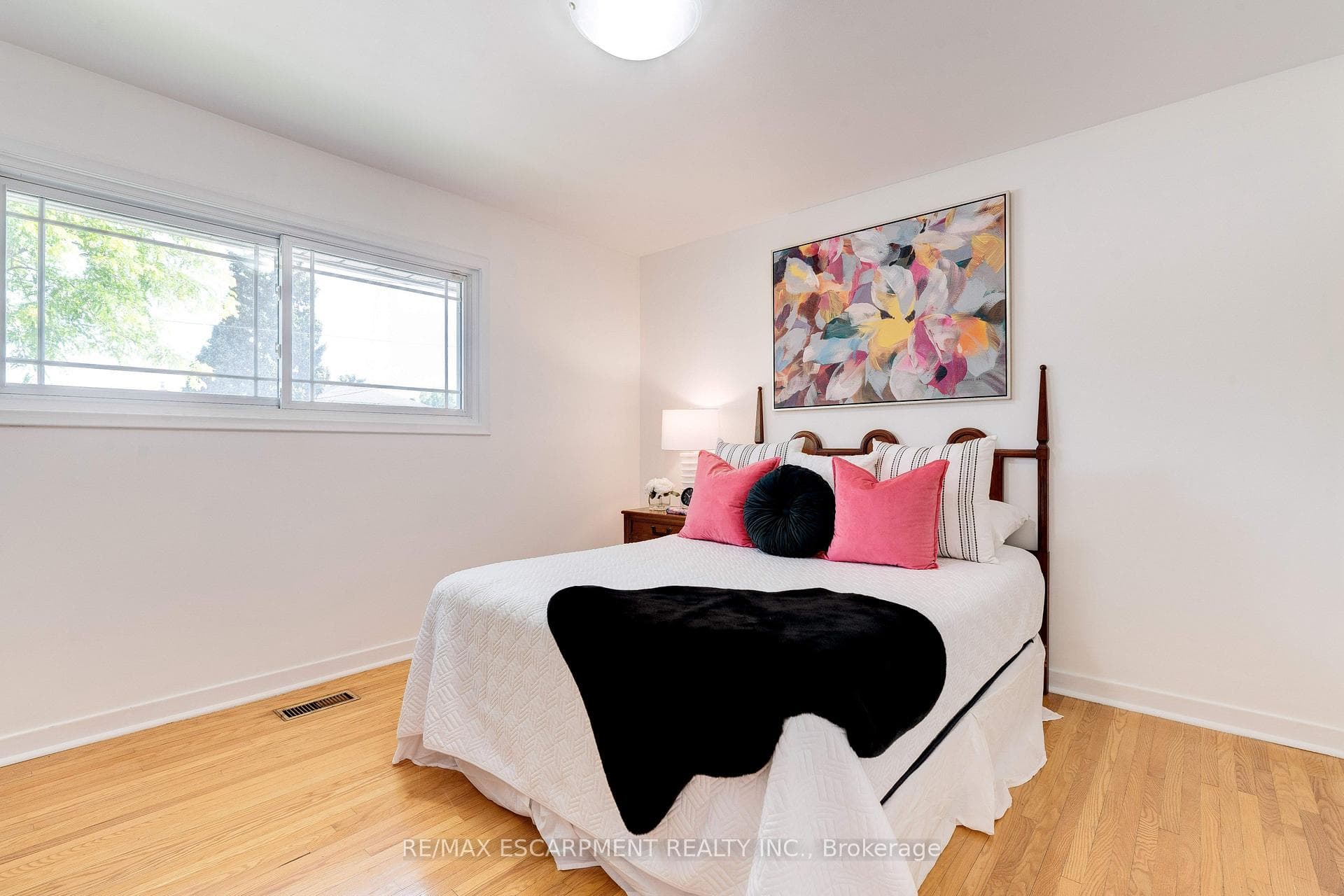 224 Glenholme Avenue photo 15