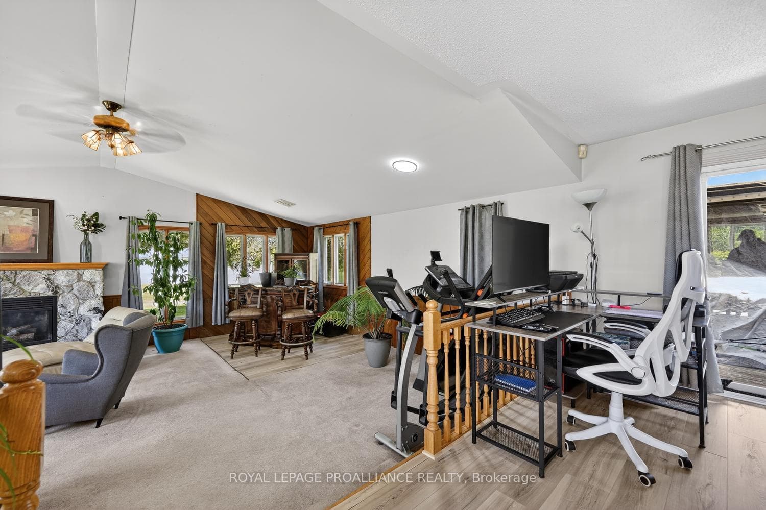 530 Gill Street photo 10