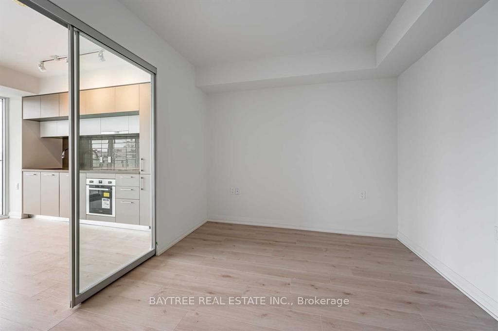99 Foxbar Road Unit 1606 photo 13