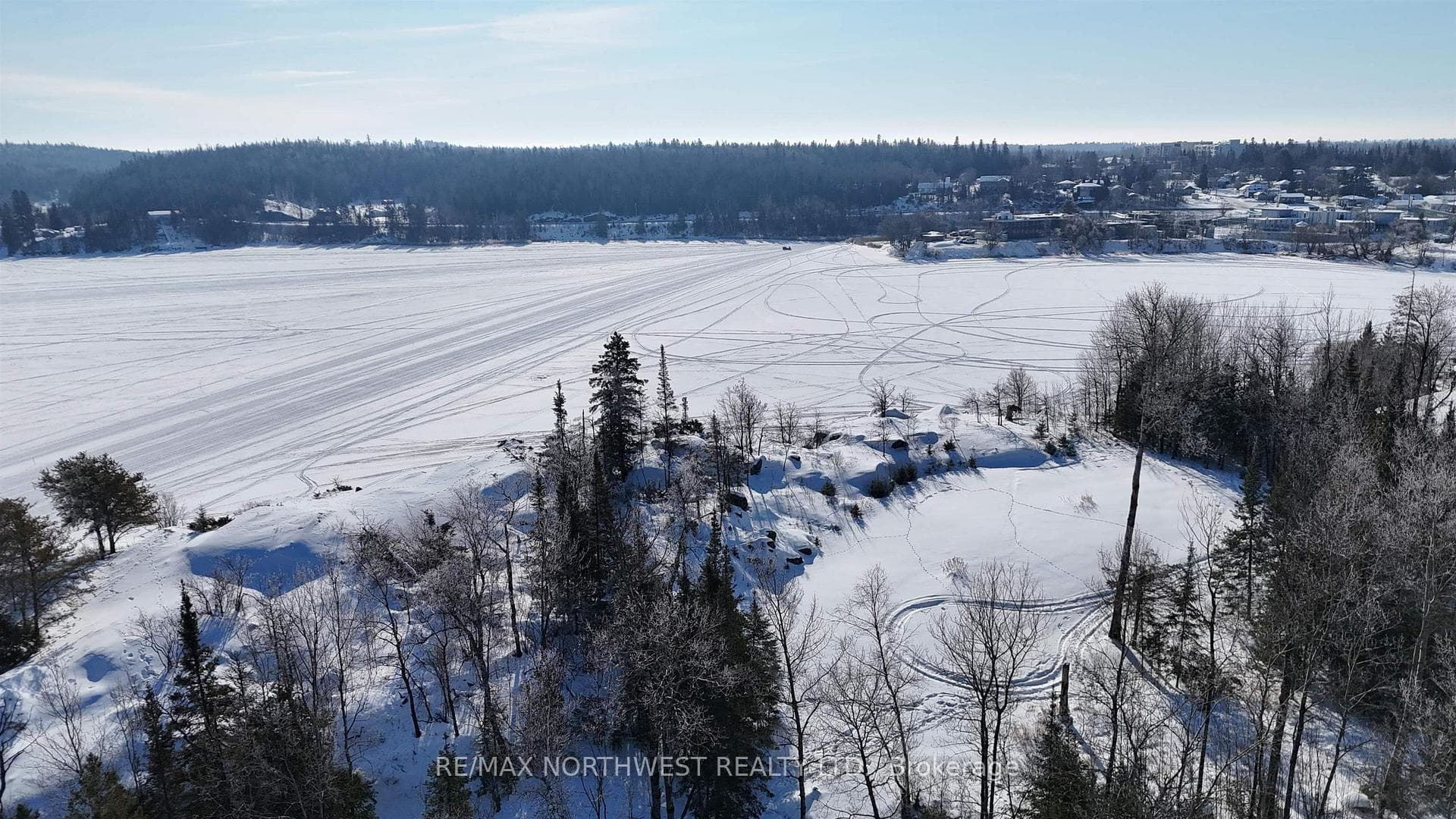 1319 LAURENSON LAKE photo 22