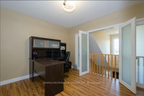30 Masters Green Crescent photo 23