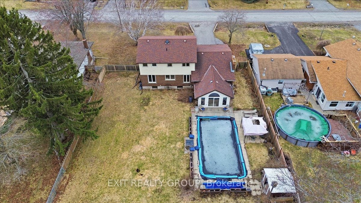 198 Chatterton Valley Crescent photo 45