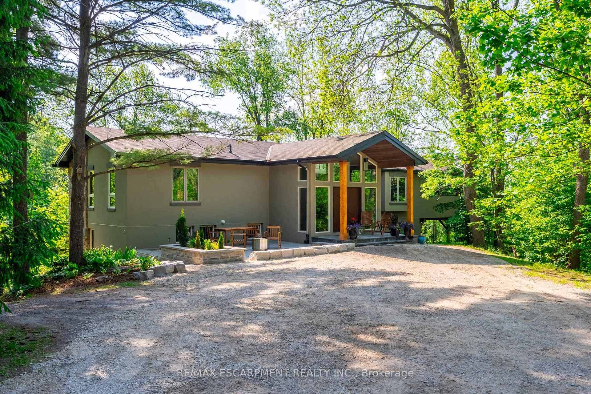 152 Weirs Lane photo 3