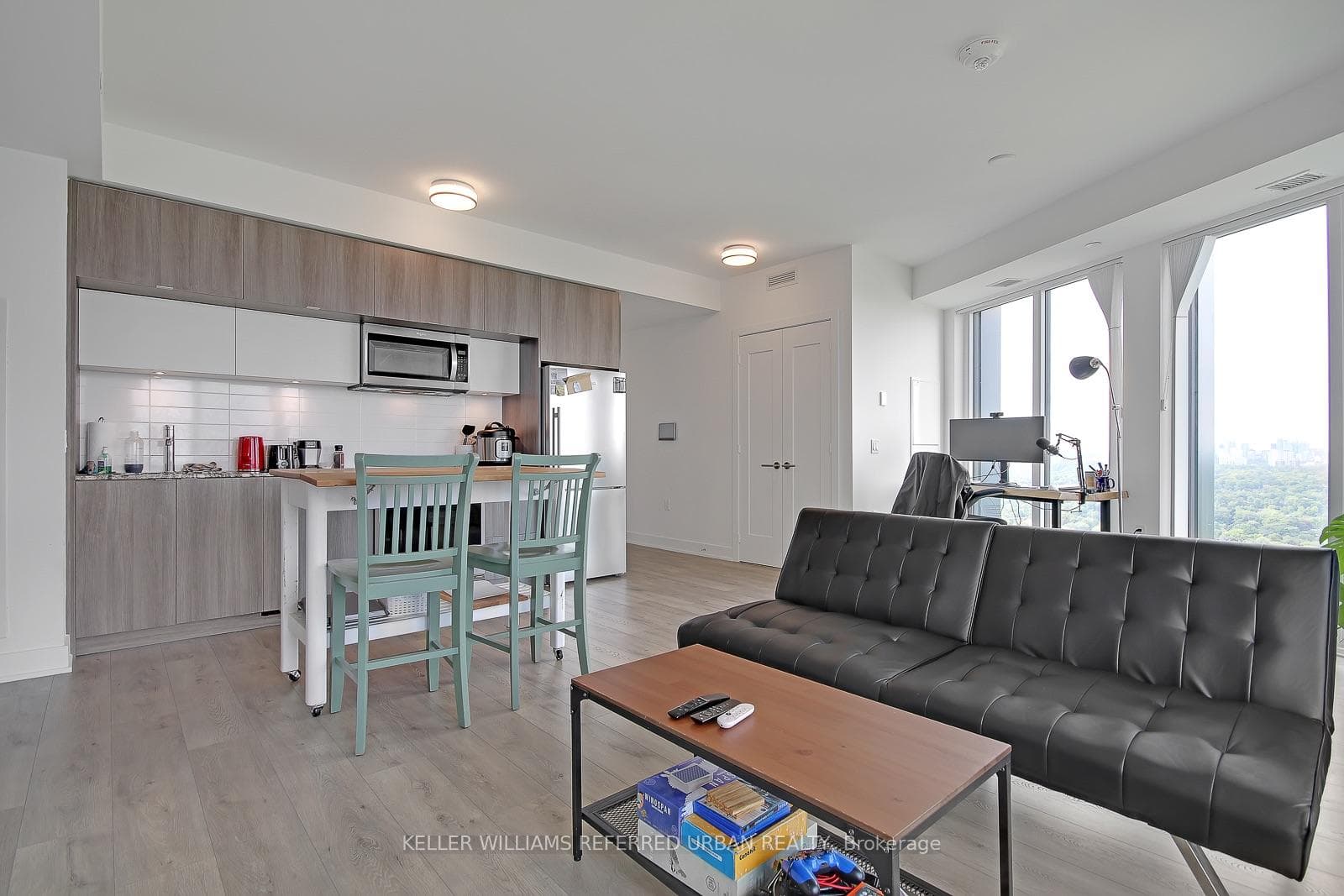 575 Bloor Street Unit 3503 photo 10