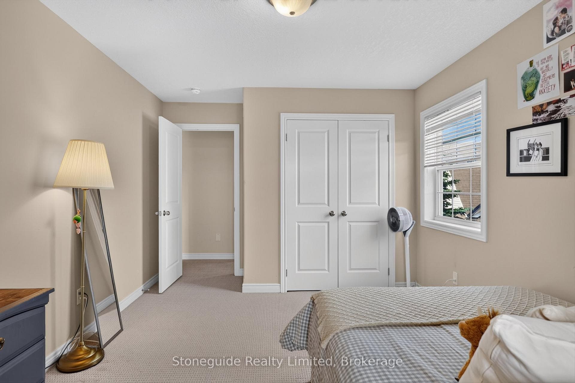 656 Grange Way photo 35