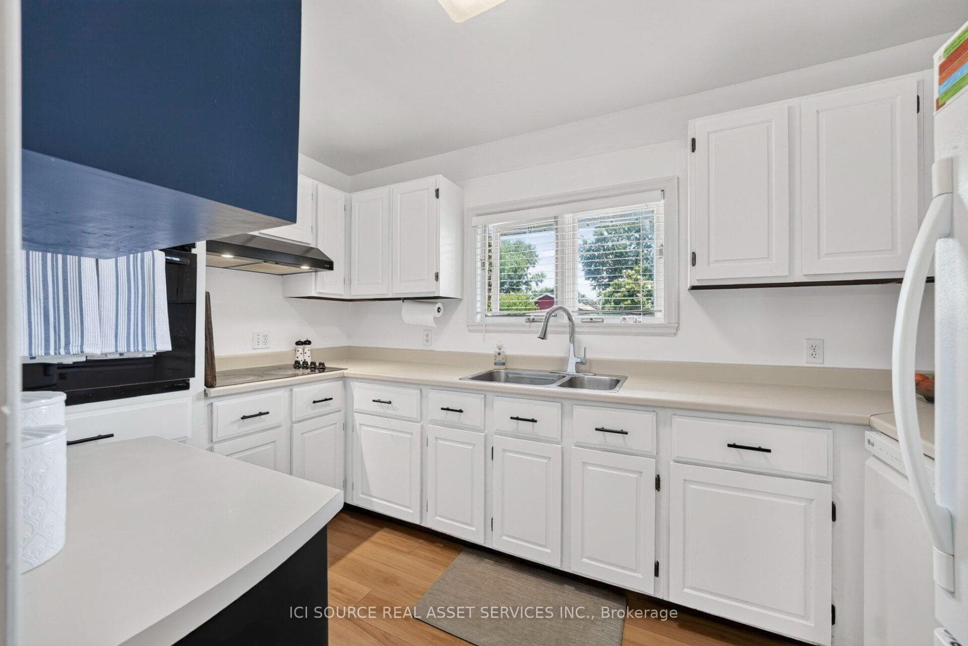 1215 Princess Street photo 16