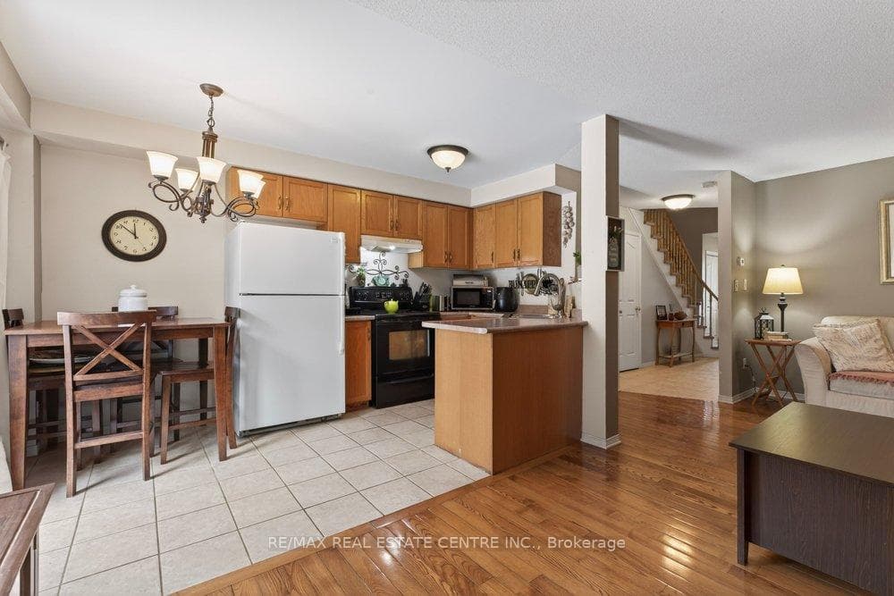 10 Cadham Boulevard Unit 29 photo 9