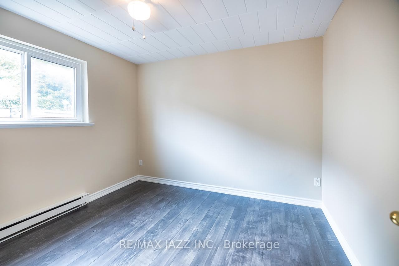 540 Mary Street Unit 2 photo 13