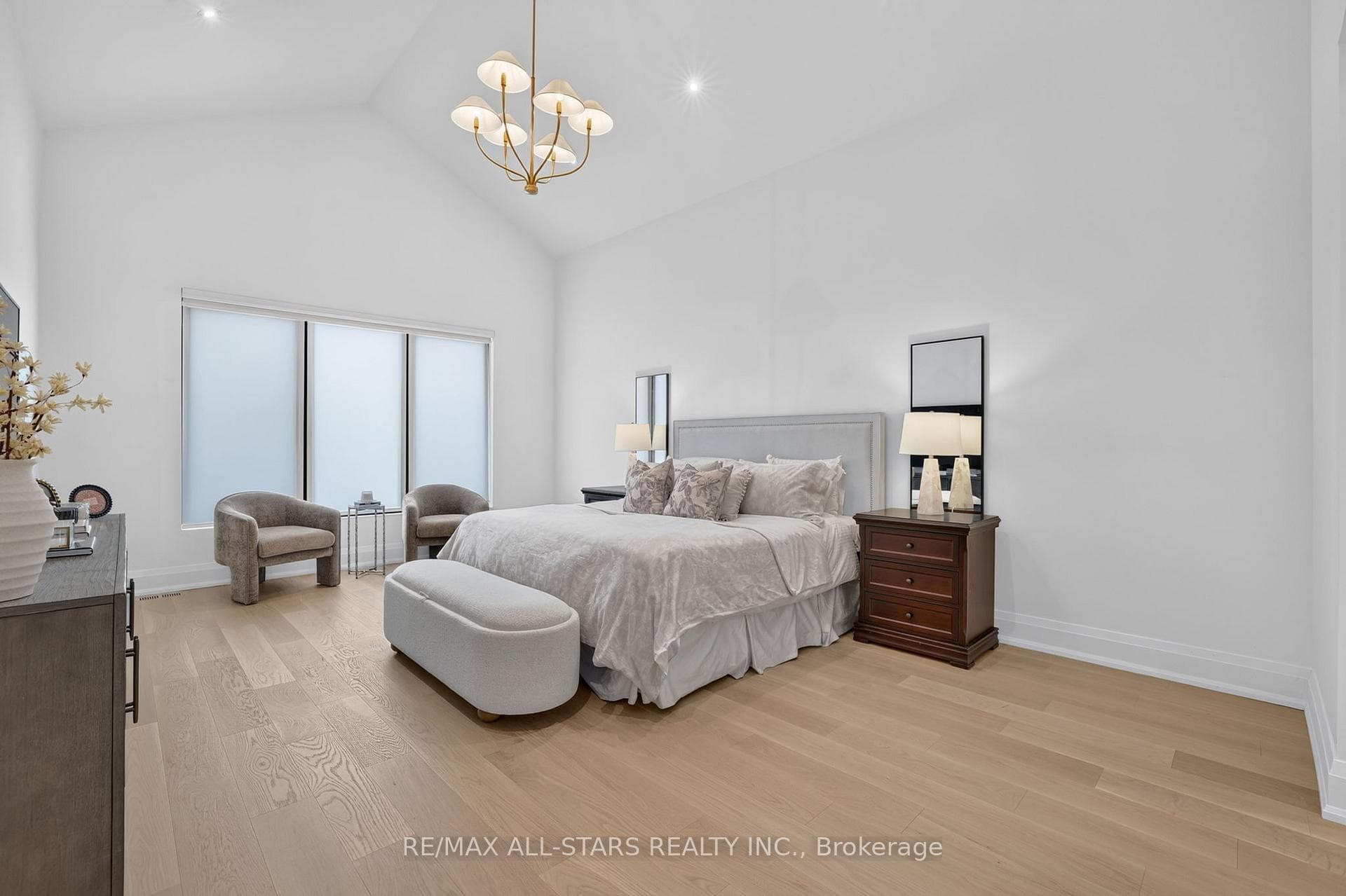 351 South Street photo 20