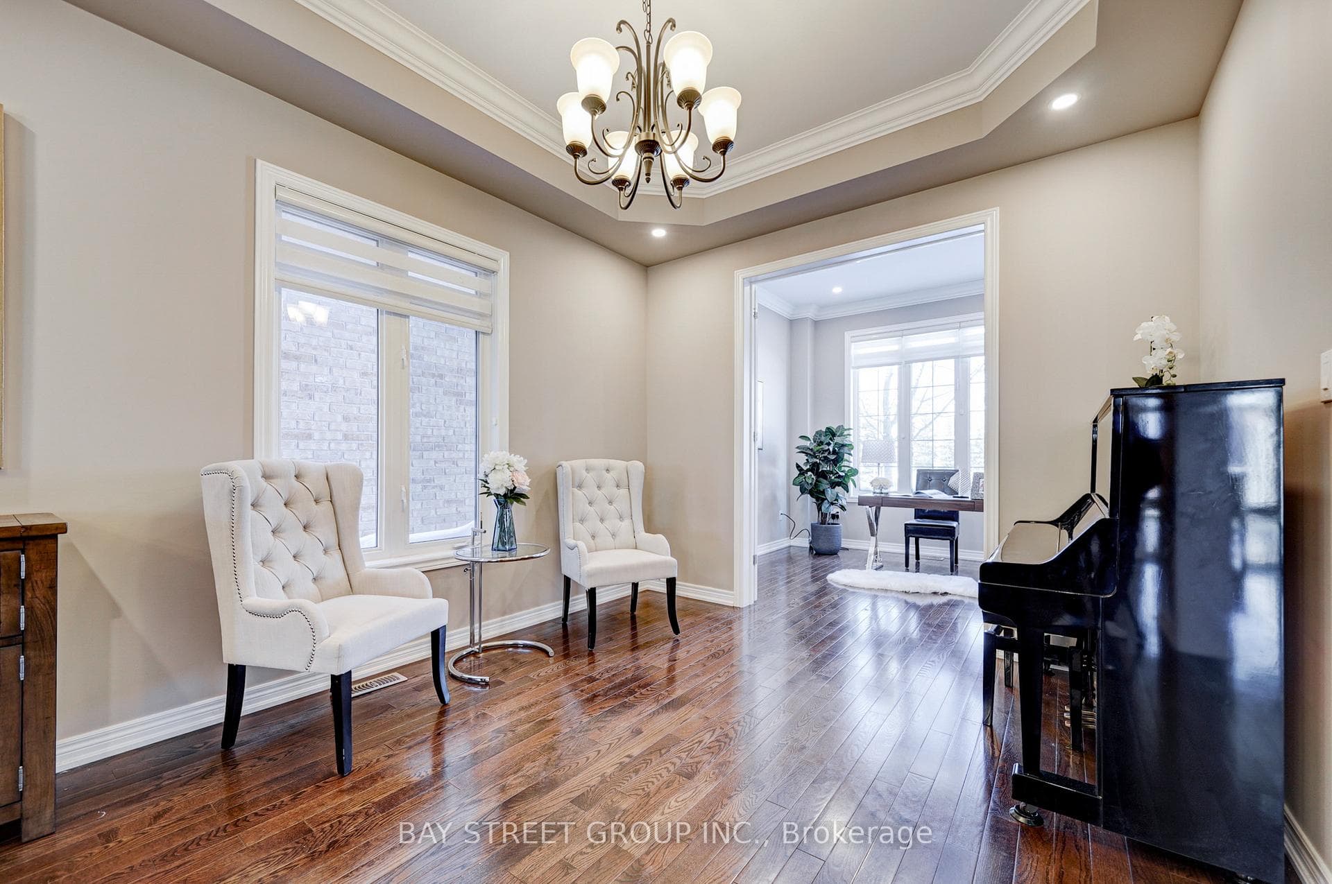 46 Serano Crescent photo 6