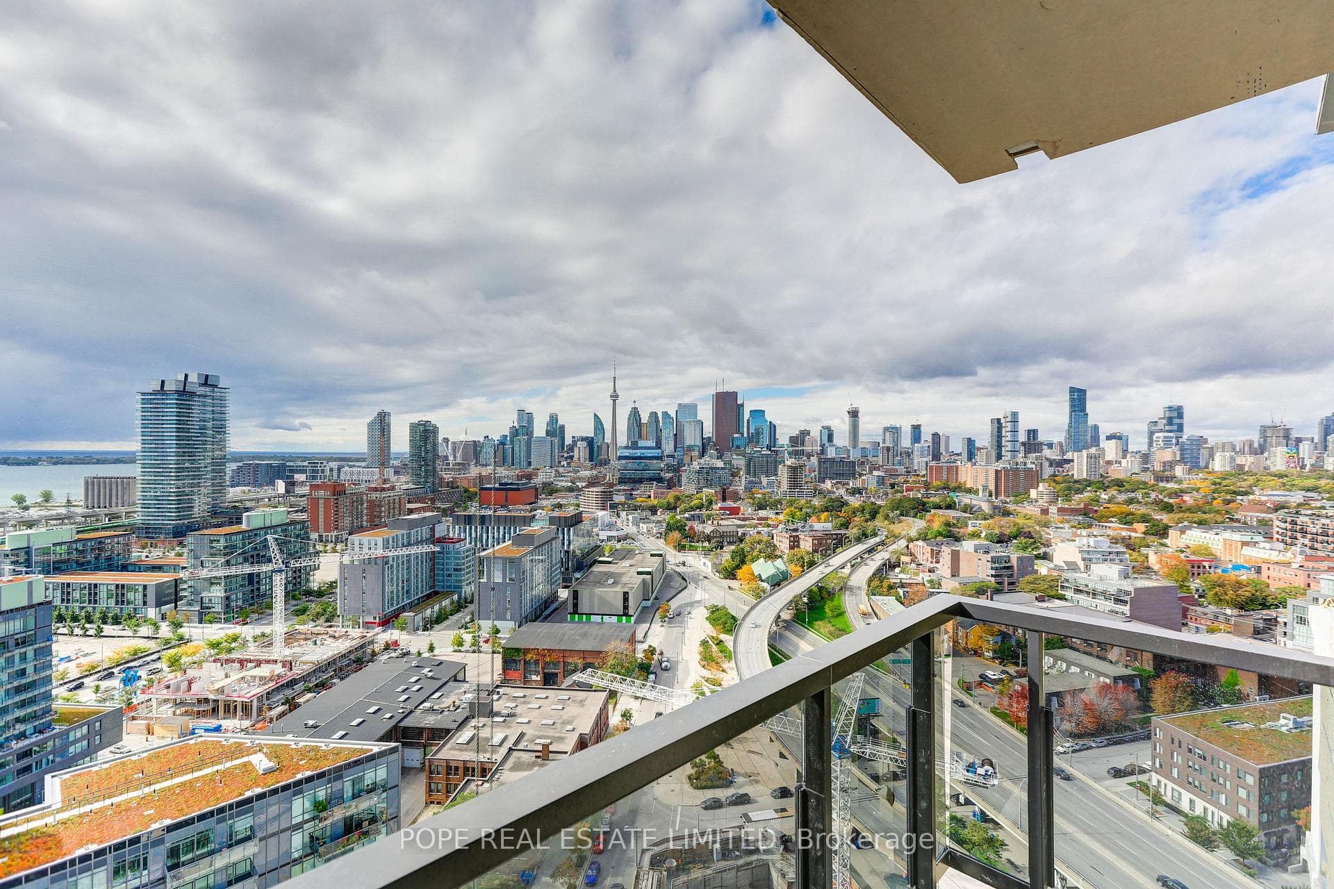 170 Bayview Avenue Unit 2202 photo 2