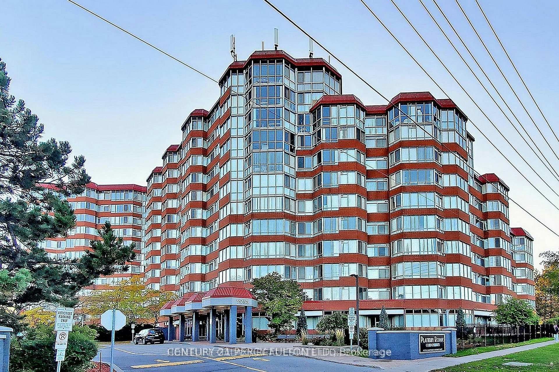 11753 Sheppard Avenue Unit 822 photo 1