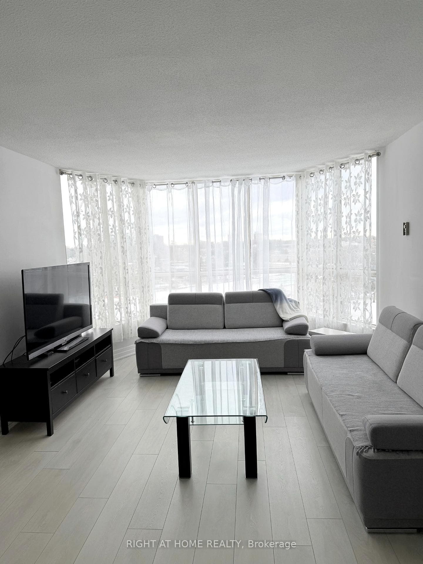 1333 Bloor Street Unit 1018 photo 10
