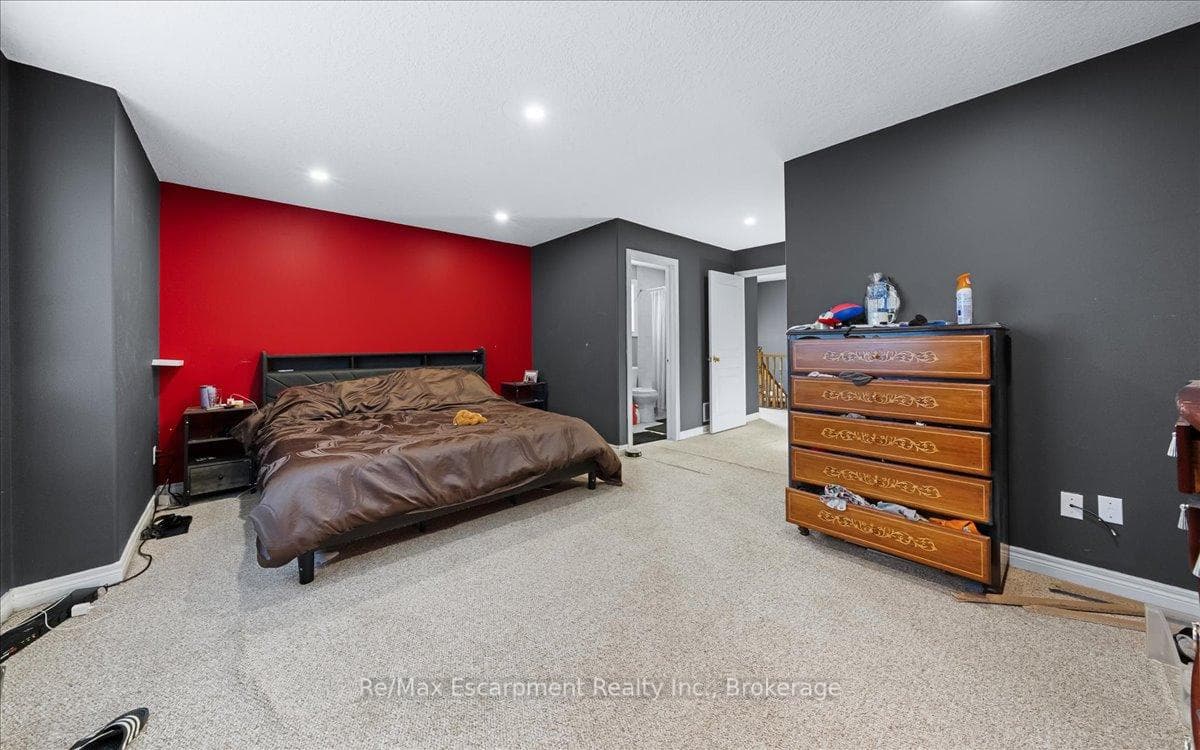 182 Eringate Drive photo 21
