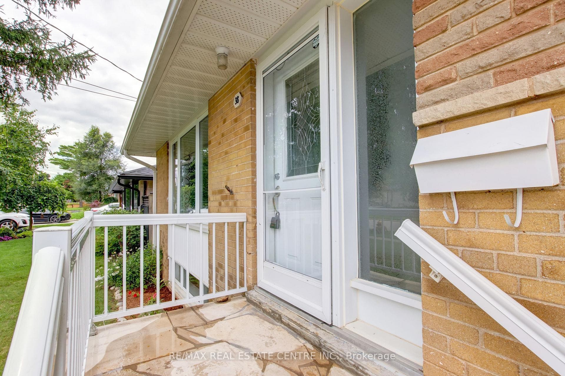 38 Weber Drive photo 6