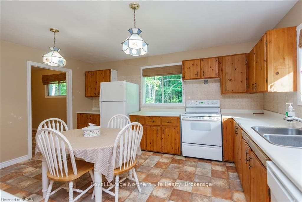 151 BELLCAIRN Road photo 10