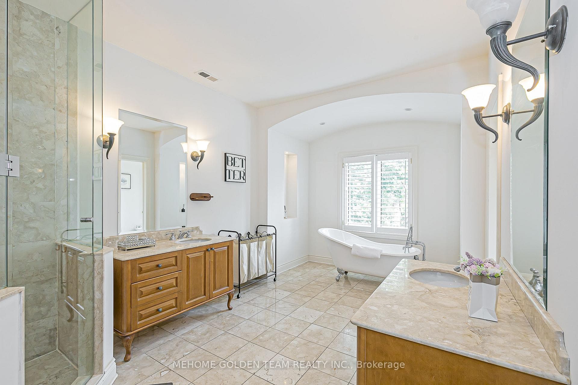 47 Cotswold Crescent photo 27