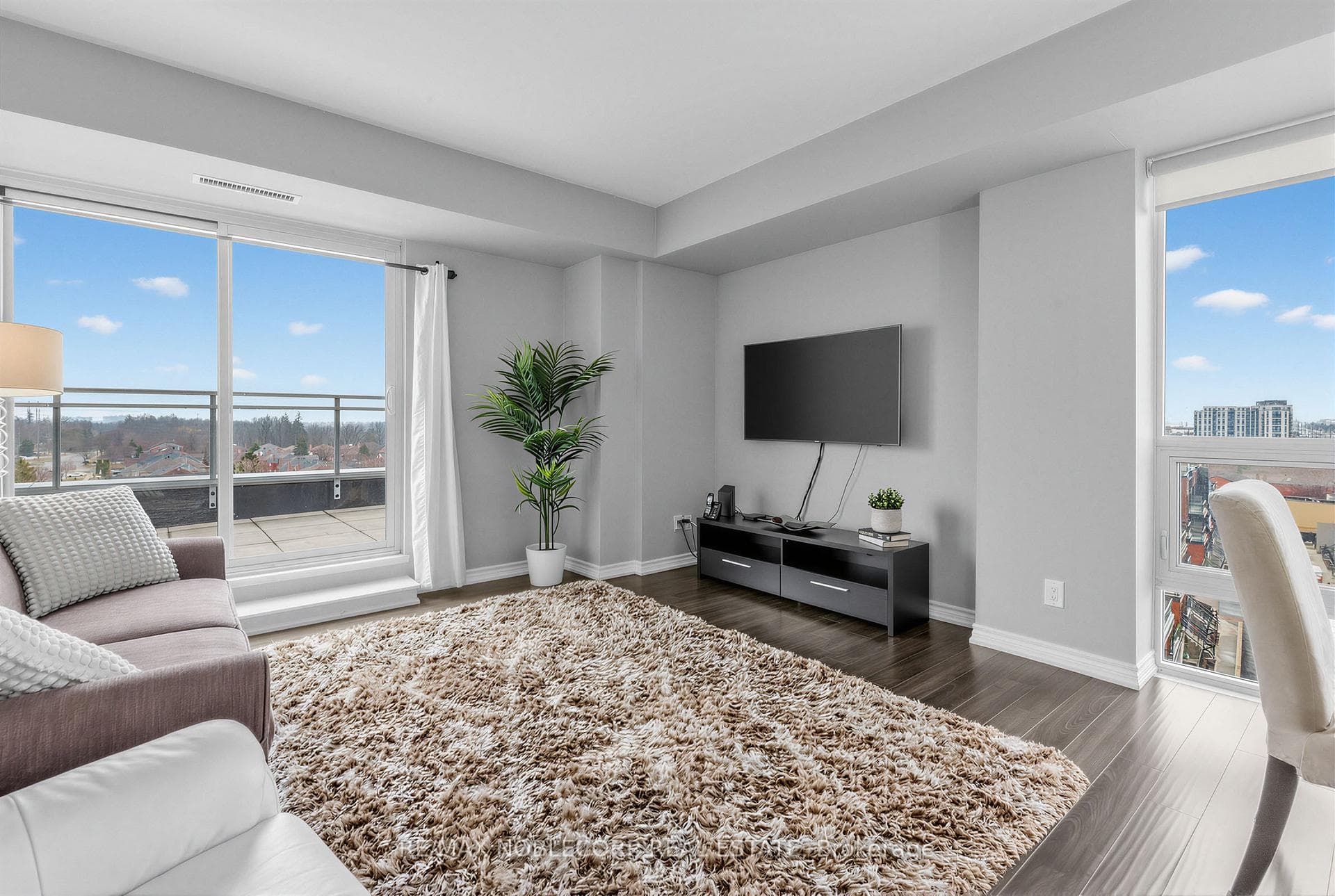 7730 Kipling Avenue Unit 610 photo 8