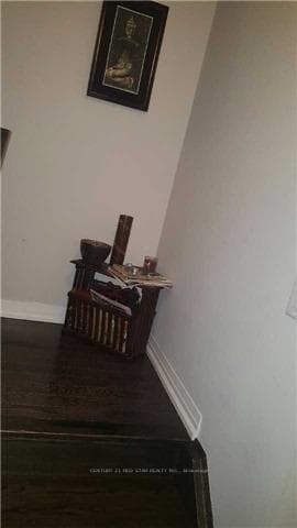 58 Mclaughlin Avenue photo 14