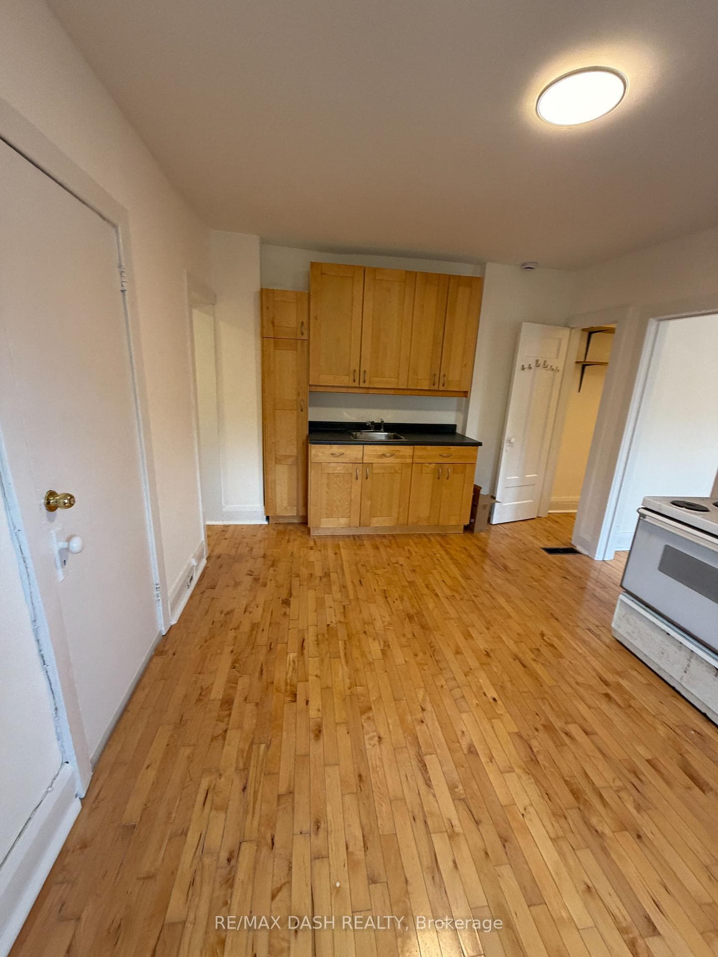 54 Galley Avenue Unit MAIN photo 10