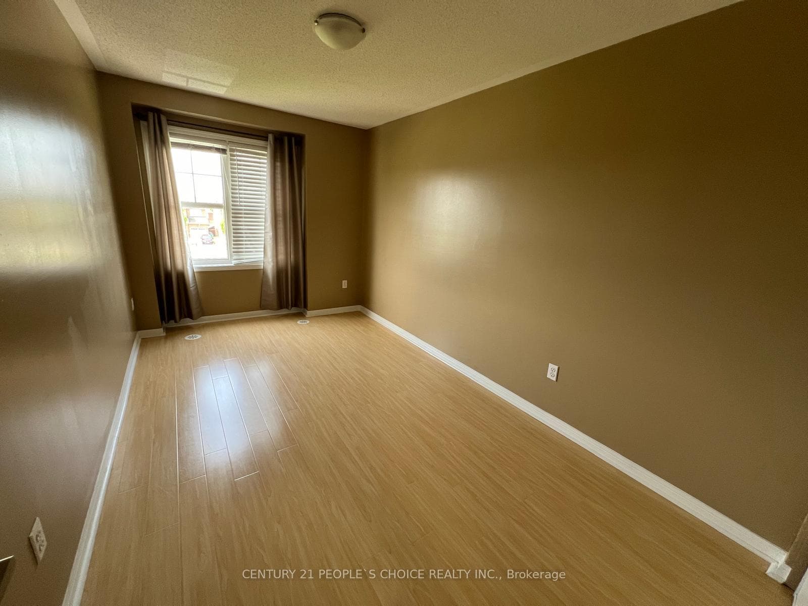 15 Lanternlight Lane photo 16