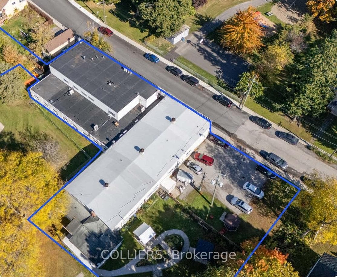 111 West Mary Street photo 2