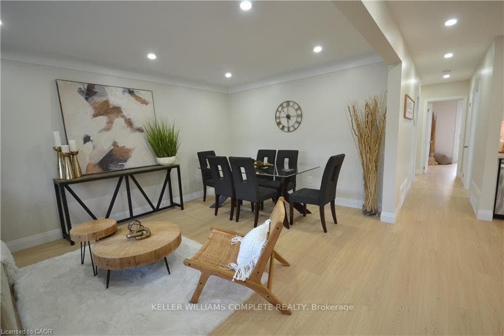 101 REID Avenue photo 8