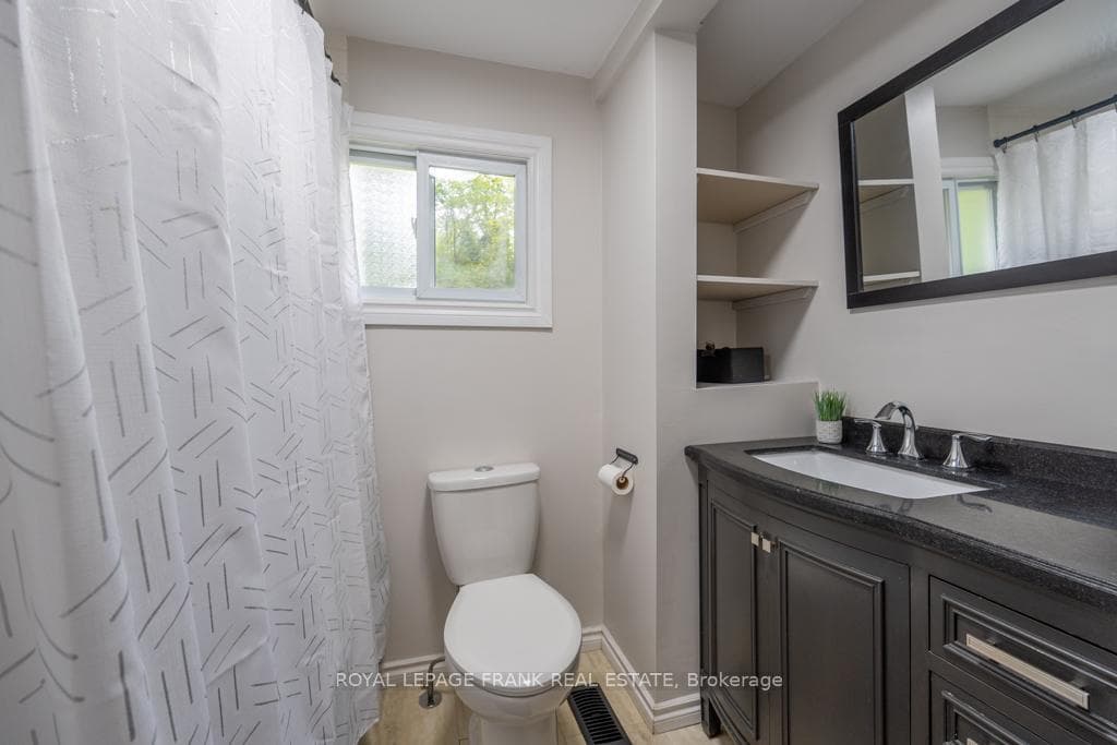 7 Cardinal Road photo 13