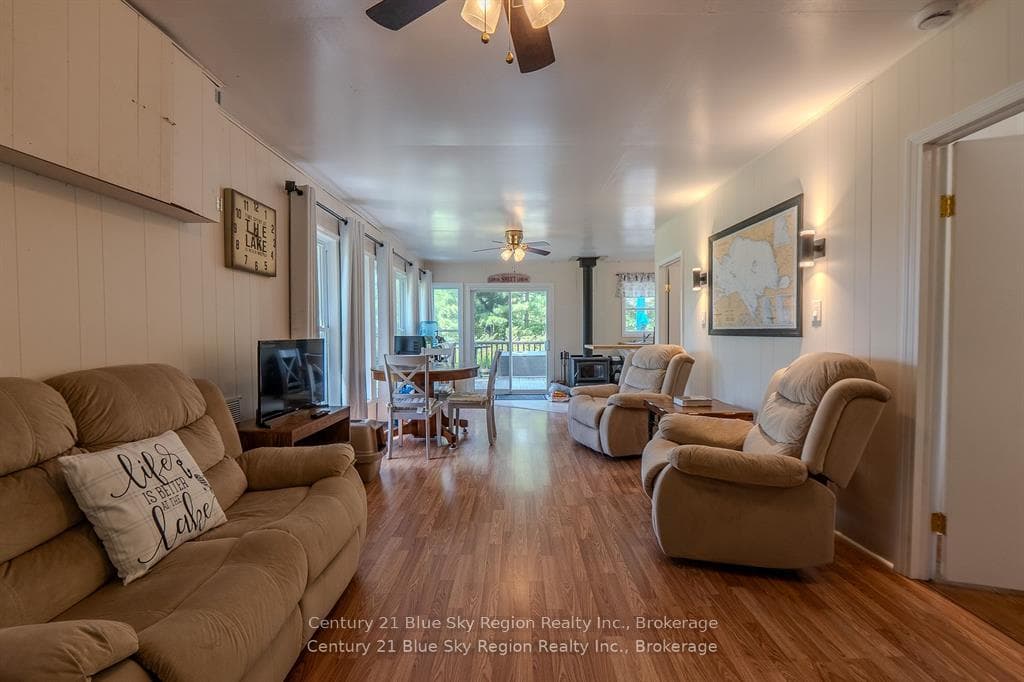 285 C Ruston Road photo 19