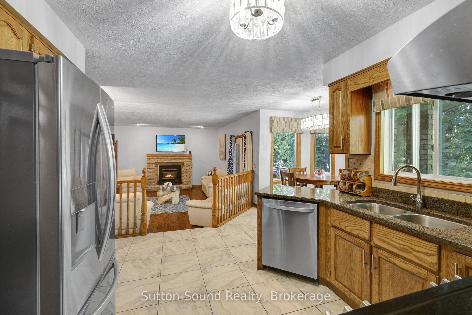 460 8TH Avenue photo 8