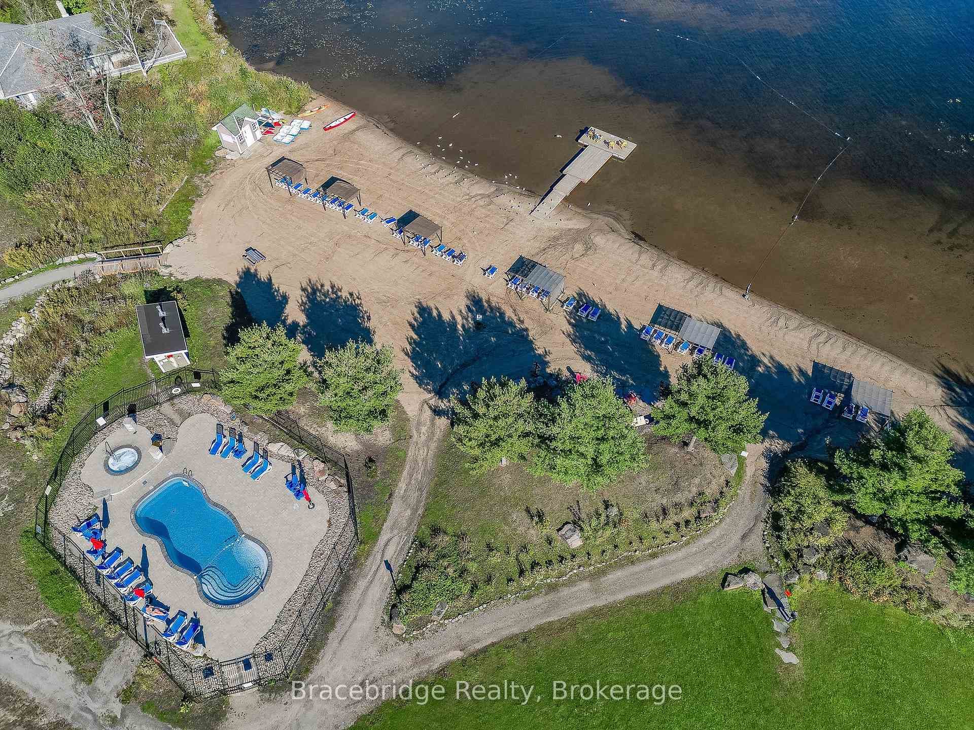 1869 Muskoka Rd 118 Highway Unit L209-C1 photo 3