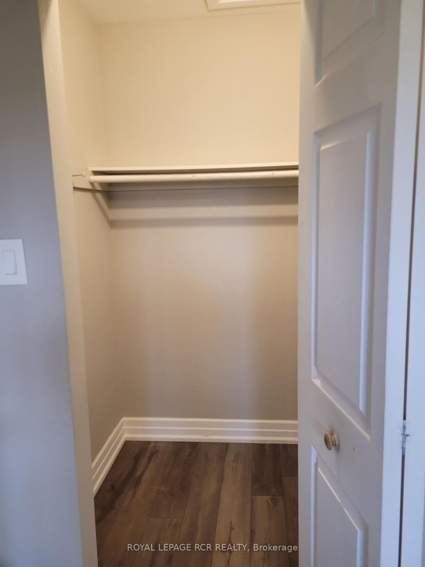 717 Sunnypoint Drive photo 13