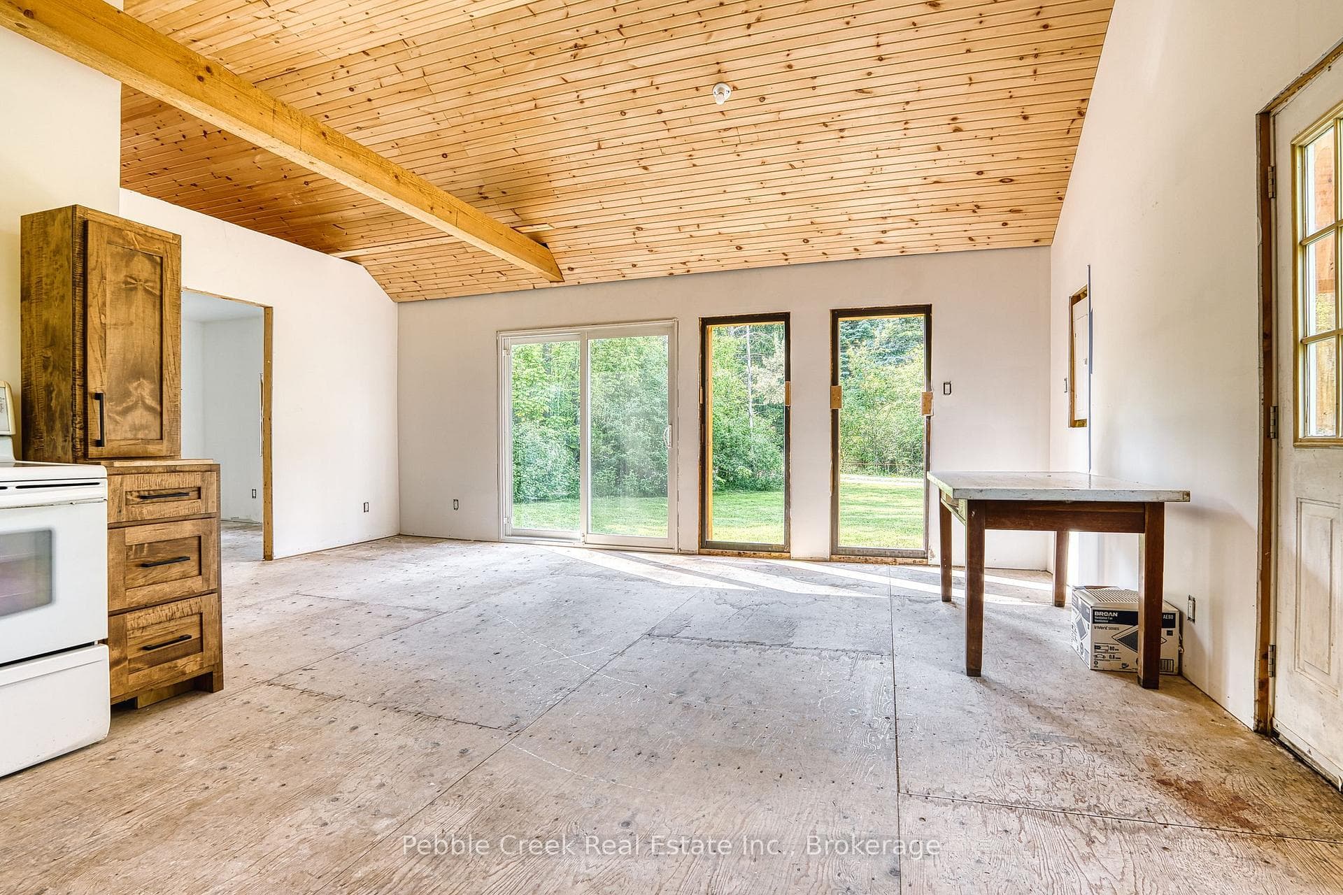 33811 Pine Court photo 5