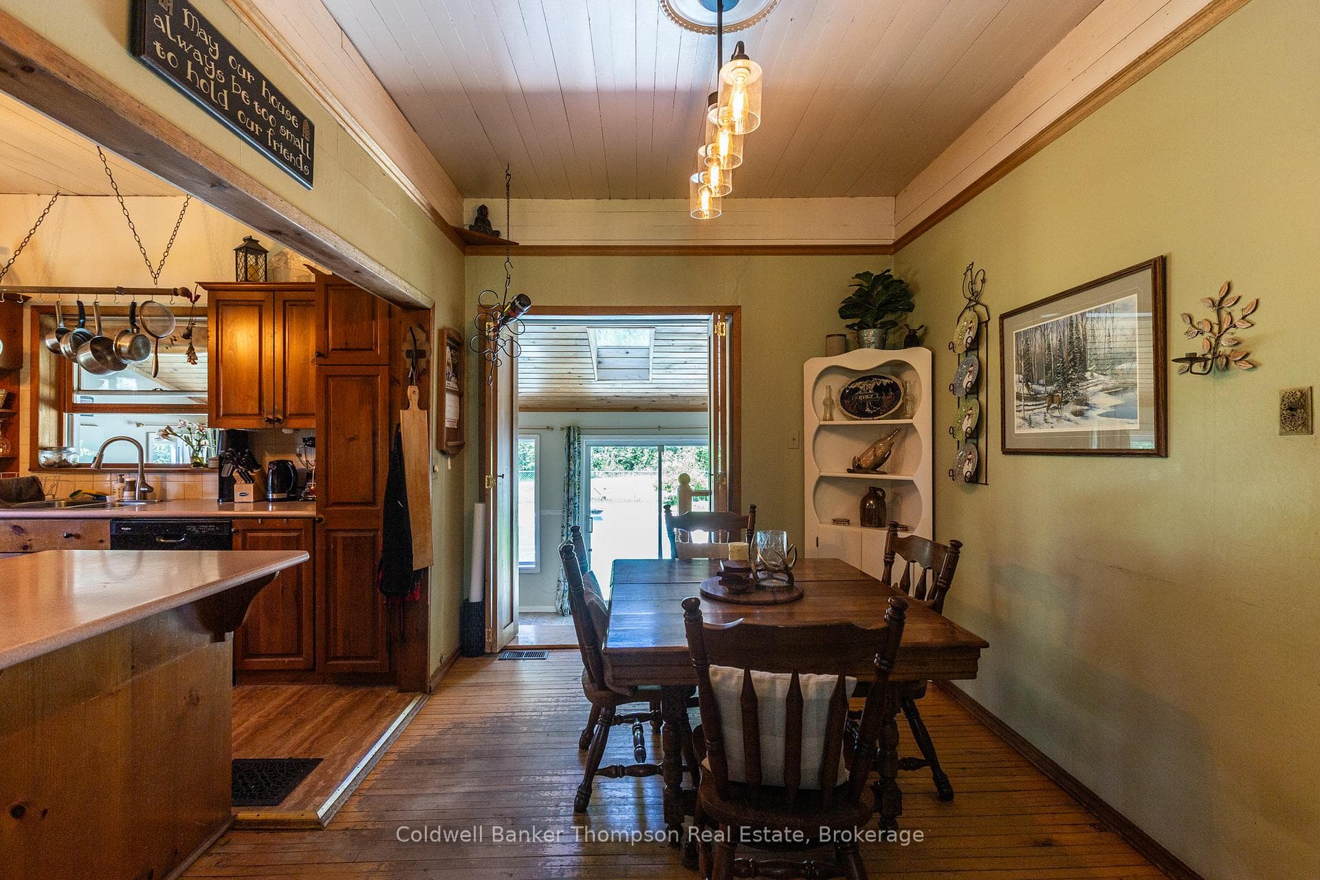 421 Lindgren Road photo 10