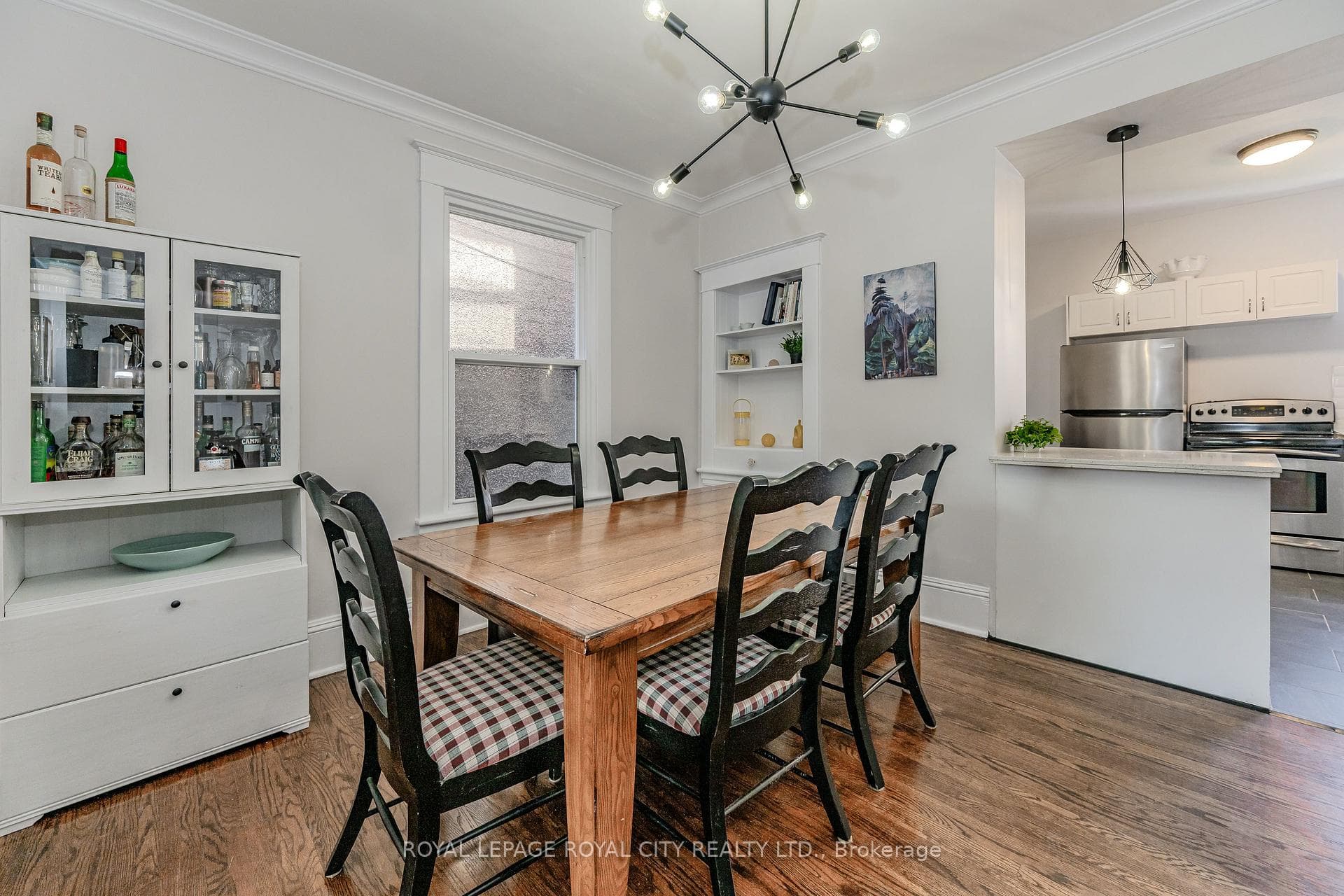149 Cavell Avenue photo 8