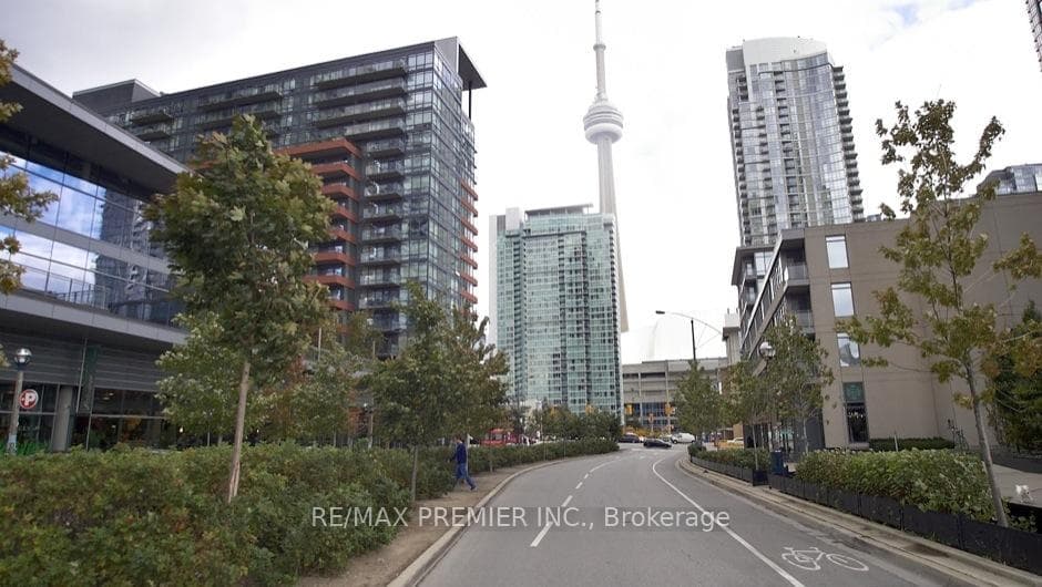 15 Iceboat Terrace Unit 2908 photo 5