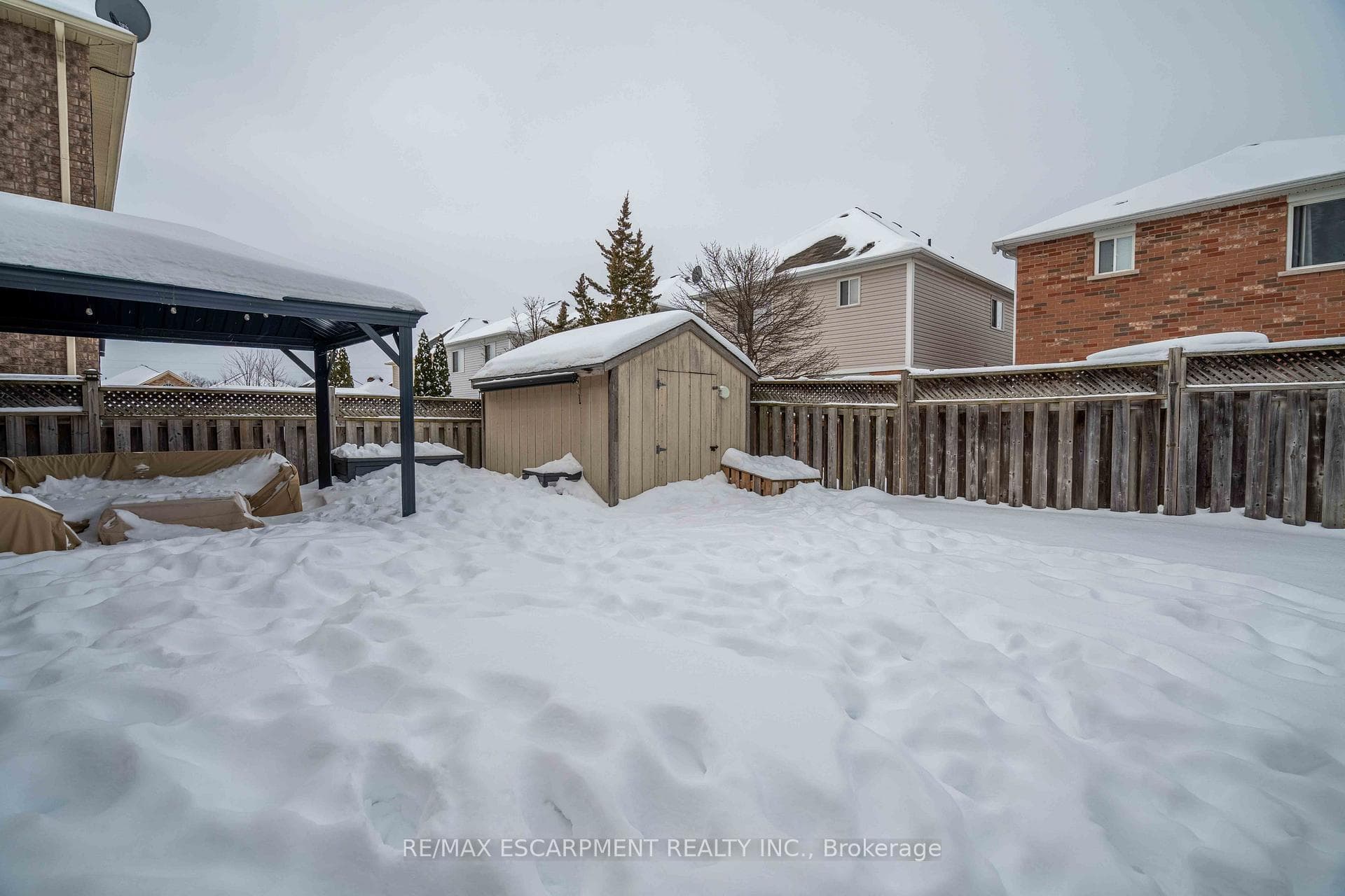 212 Bradley Avenue photo 42