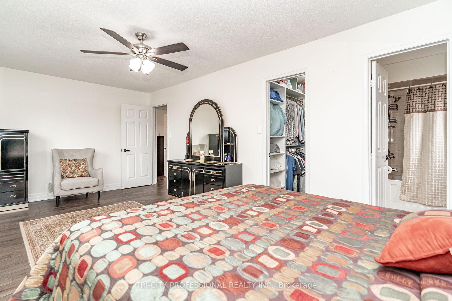 2 Burnley Place photo 24