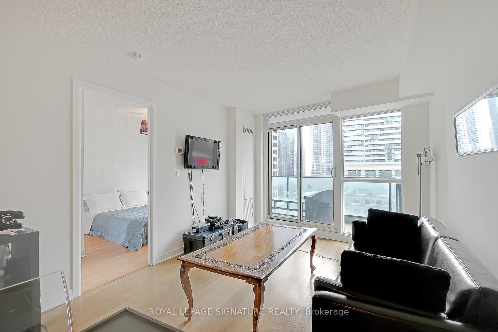 33 Bay Street Unit 1113 photo 9