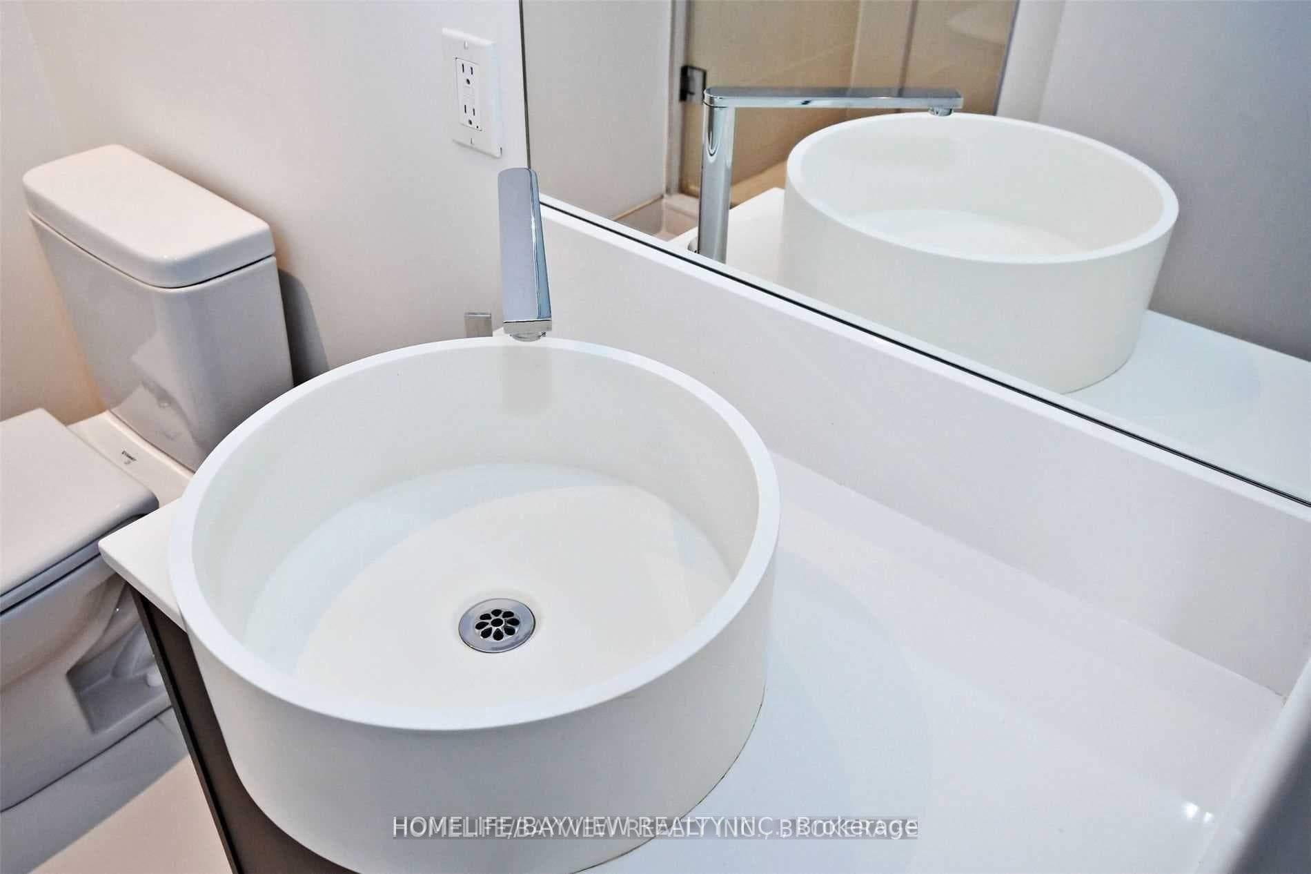 60 Colborne Street Unit 2201 photo 23