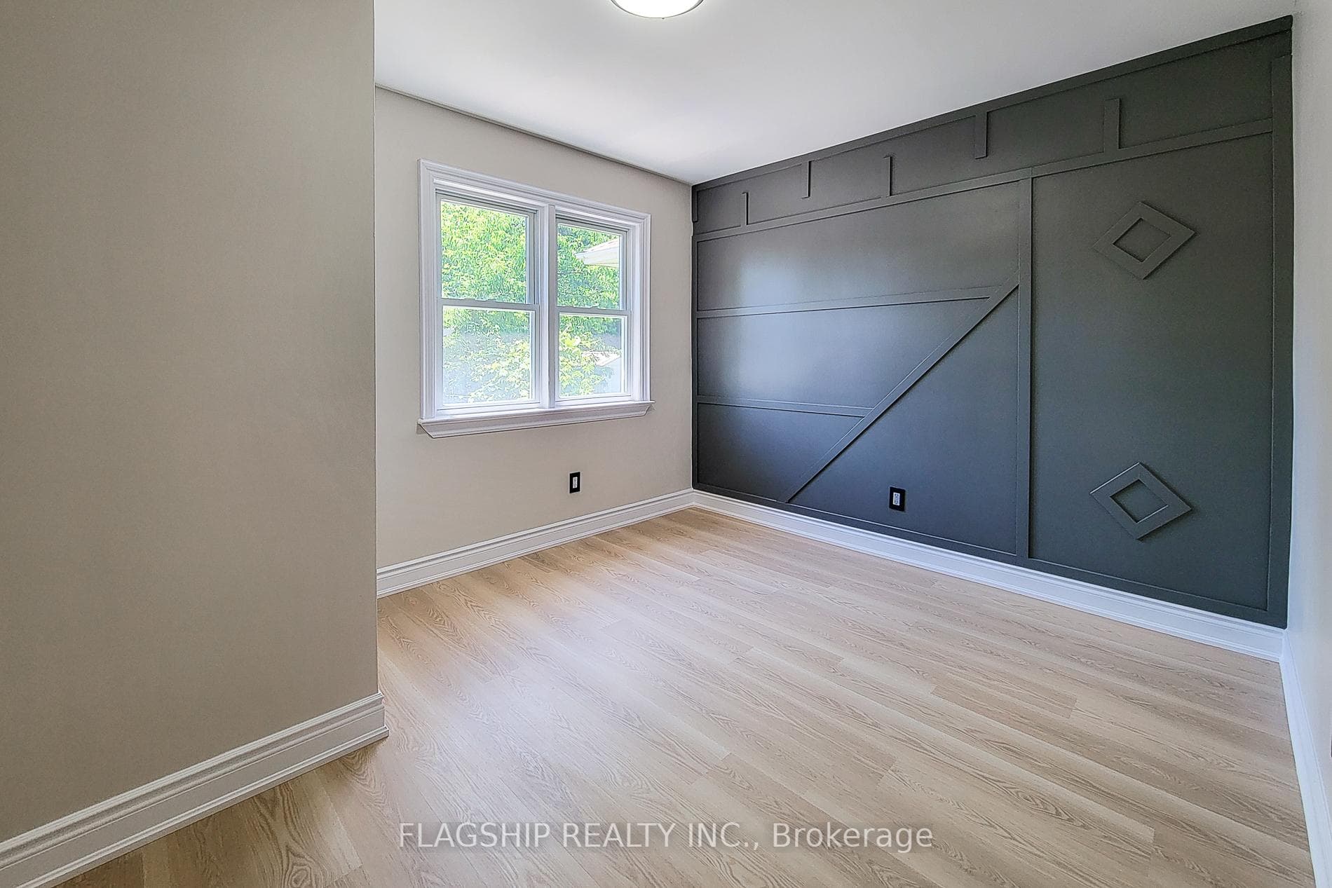 292 Glenholme Avenue photo 18