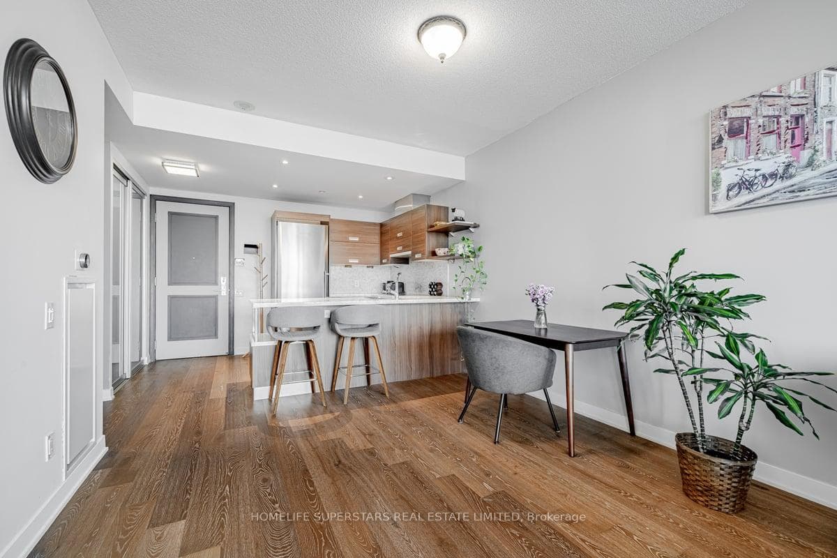90 Park Lawn Road Unit 1509 photo 10