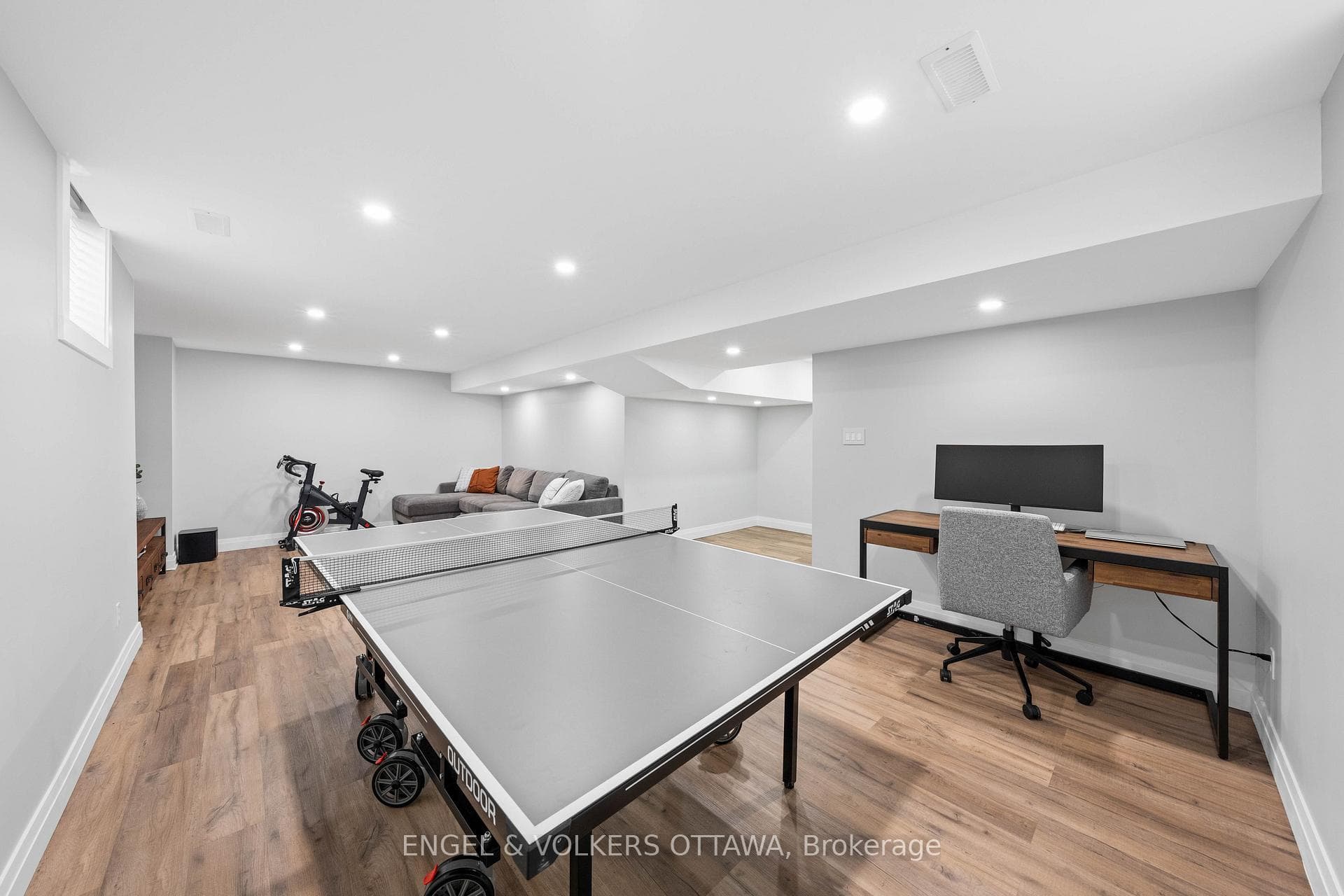 416 Vendevale Avenue photo 35