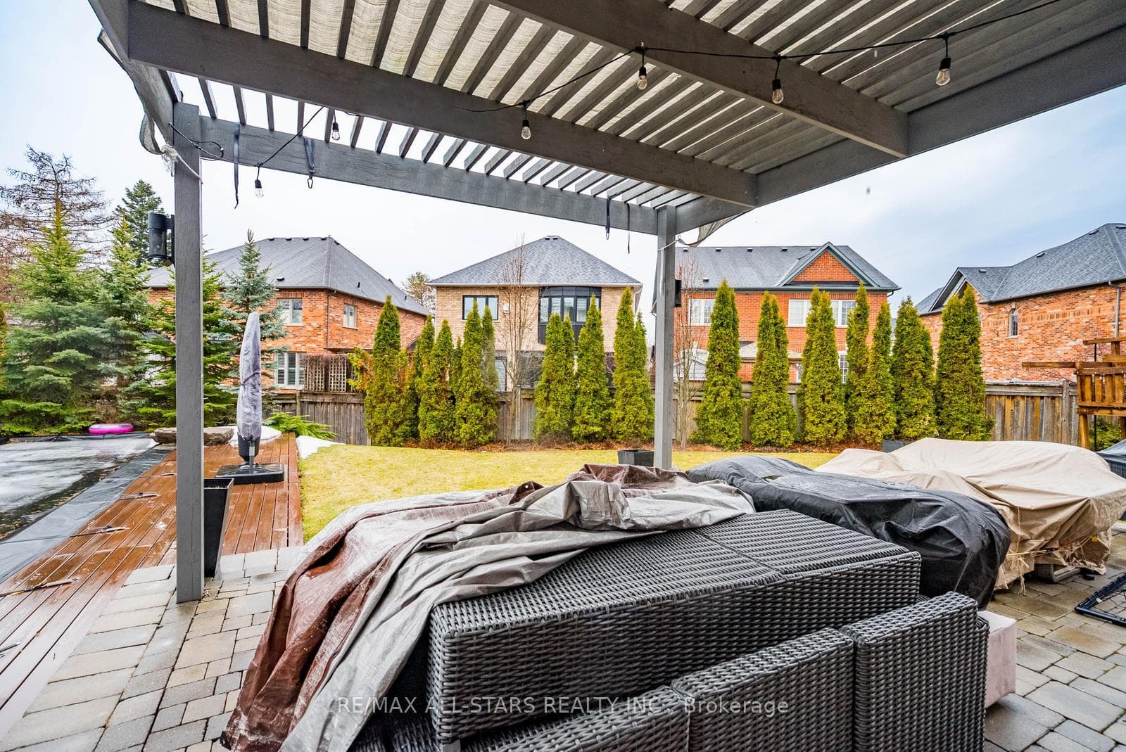 74 Braith Crescent photo 48