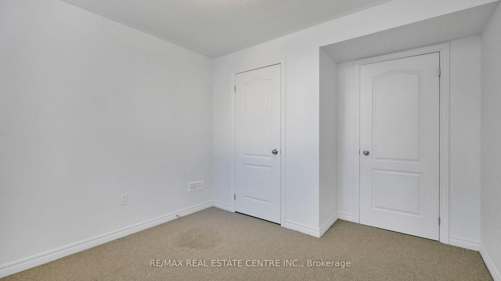 634 Hammond Street photo 32