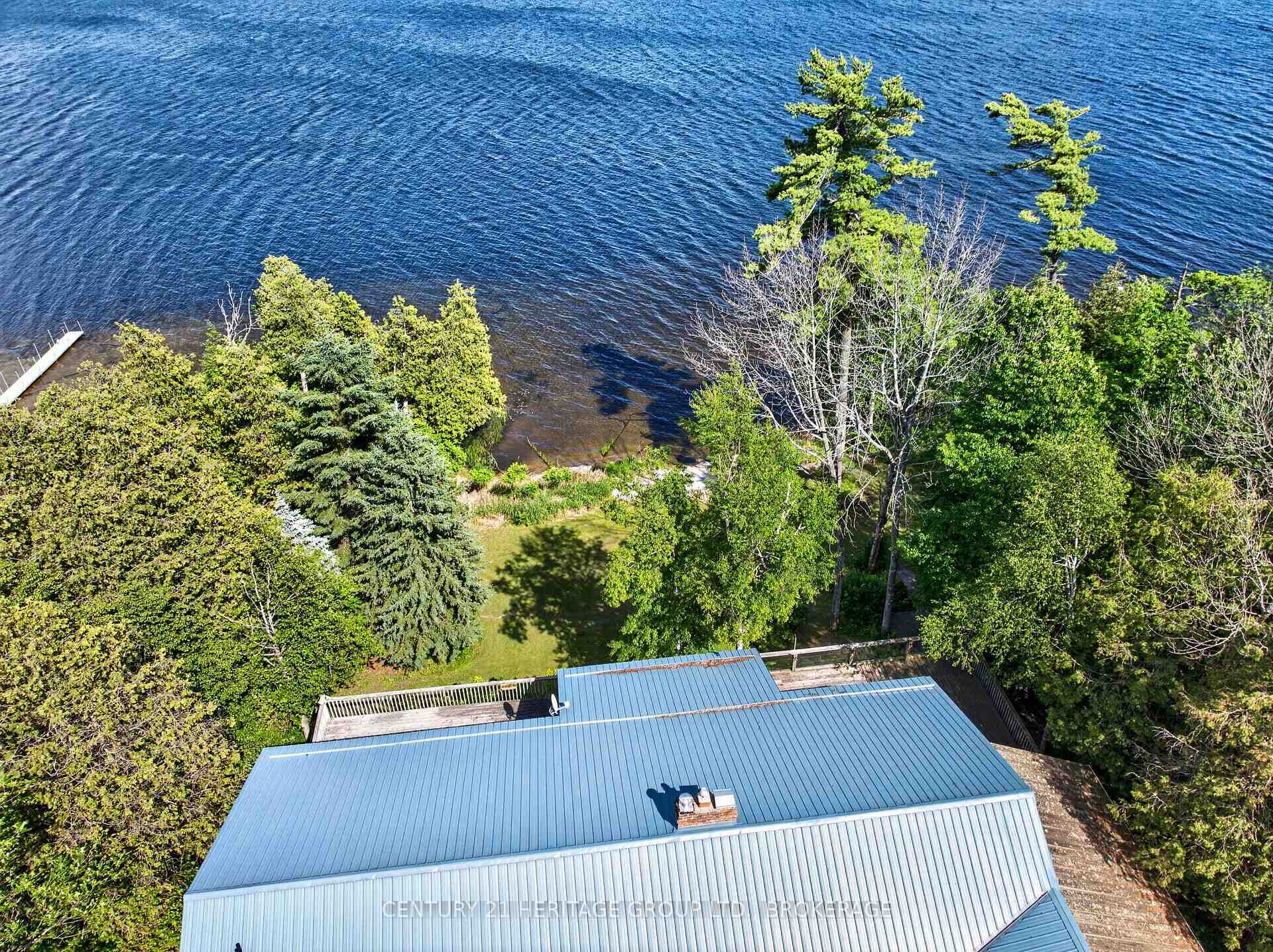 338 Neville Point Road photo 2