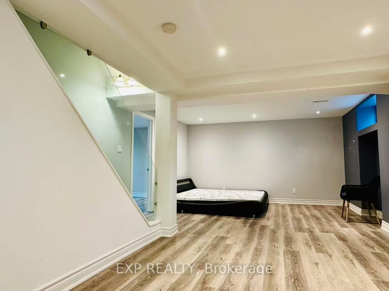 57 Emeline Crescent photo 4